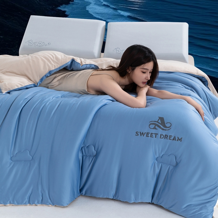 91家纺网 家纺一手货源 找家纺 莉迪娅 2026新款深睡控温云朵被被子被芯 天蓝拼浅咖