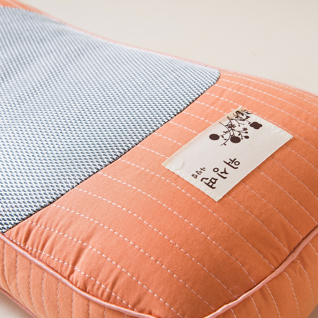 91家纺网 家纺一手货源 找家纺 莉迪娅 2026新款纯棉荞麦枕头枕芯 橘色