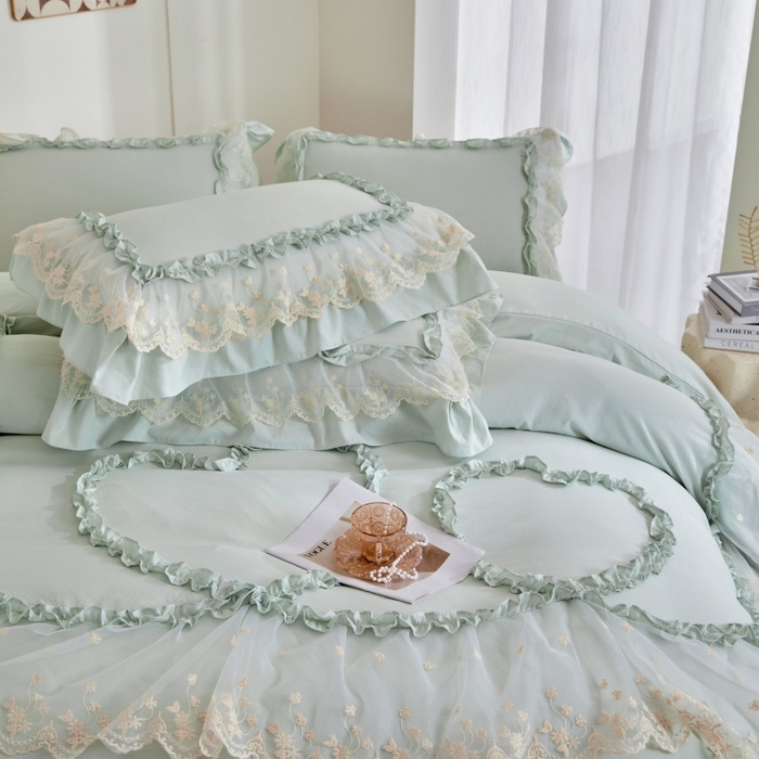 91家纺网 家纺一手货源 找家纺 七里香 2026春夏新款加厚锦棉雪纺蕾丝法式仿棉床盖韩版公主风四件套 心有所属-浅绿