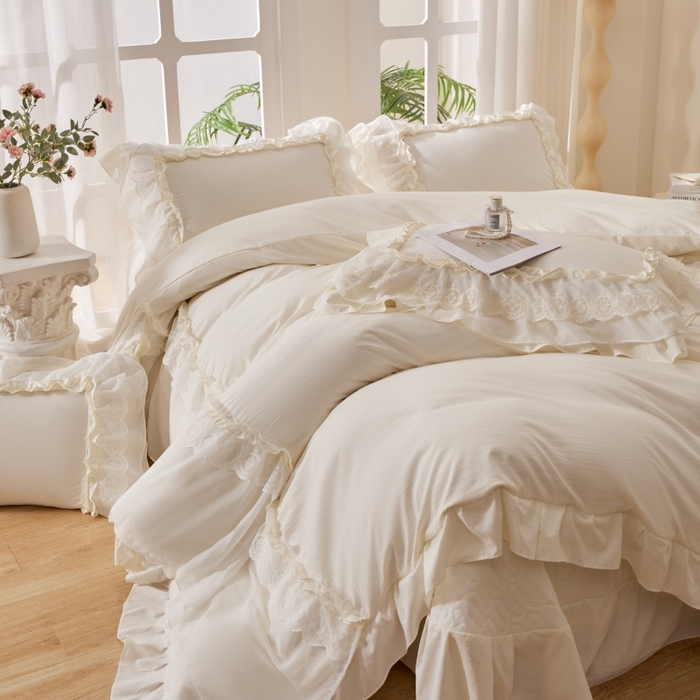 91家纺网 家纺一手货源 找家纺 七里香 2026春夏新款加厚锦棉雪纺蕾丝法式仿棉床盖韩版公主风四件套 知羽-米白