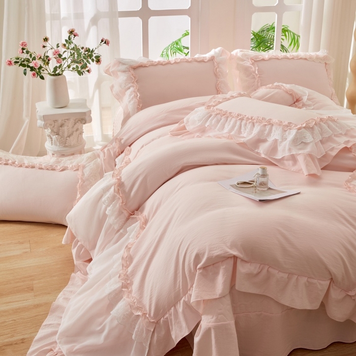 91家纺网 家纺一手货源 找家纺 七里香 2026春夏新款加厚锦棉雪纺蕾丝法式仿棉床盖韩版公主风四件套 知羽-粉玉