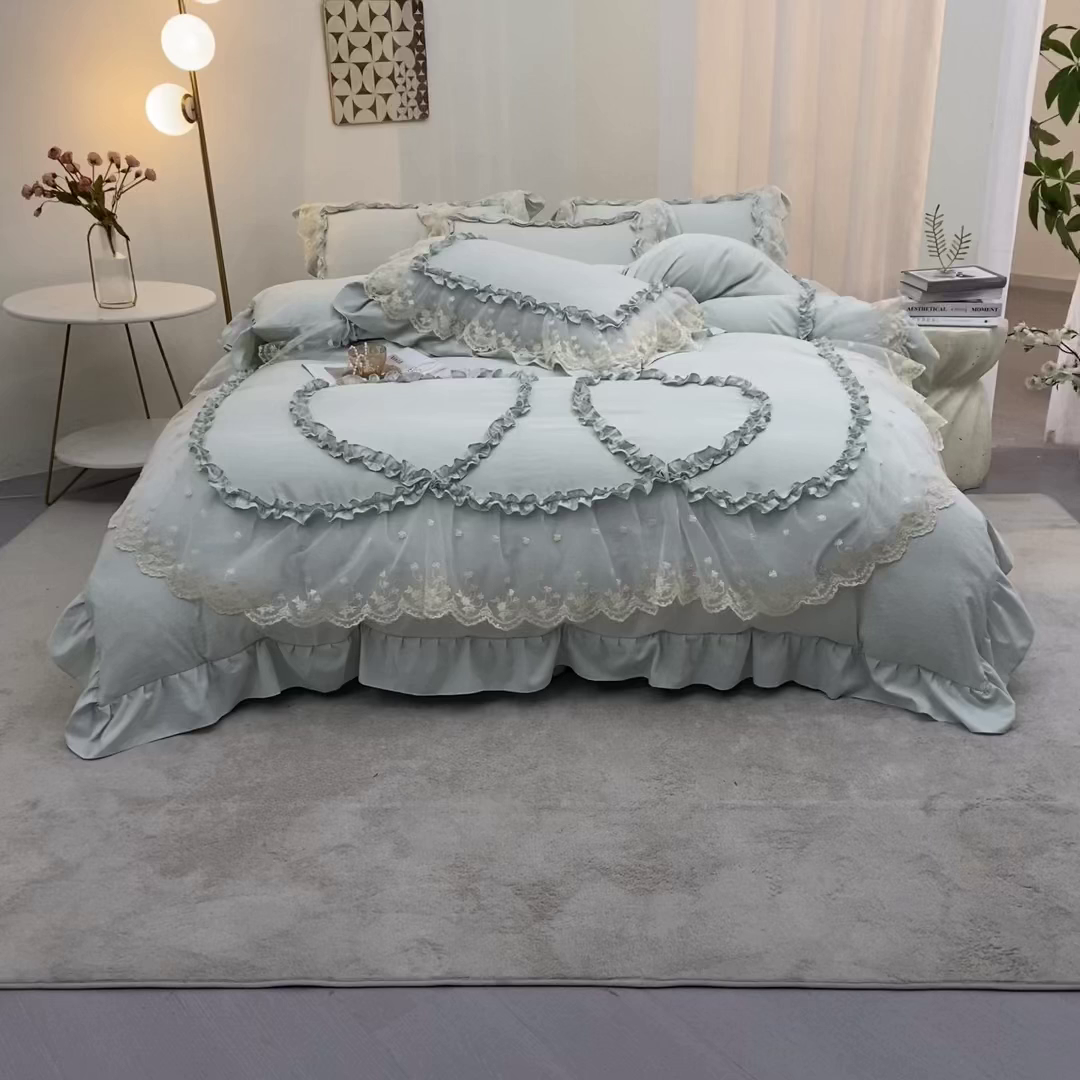 91家纺网 家纺一手货源 找家纺 七里香 2026春夏新款加厚锦棉雪纺蕾丝法式仿棉床盖韩版公主风四件套 心有所属-浅绿