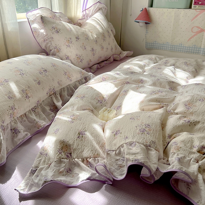 91家纺网 家纺一手货源 找家纺 睡美美家纺 2026新款皱皱纱肤感花边四件套 紫风铃