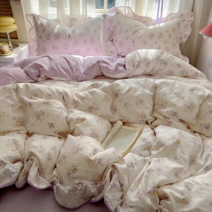 91家纺网 家纺一手货源 找家纺 睡美美家纺 2026新款皱皱纱肤感花边四件套 紫风铃