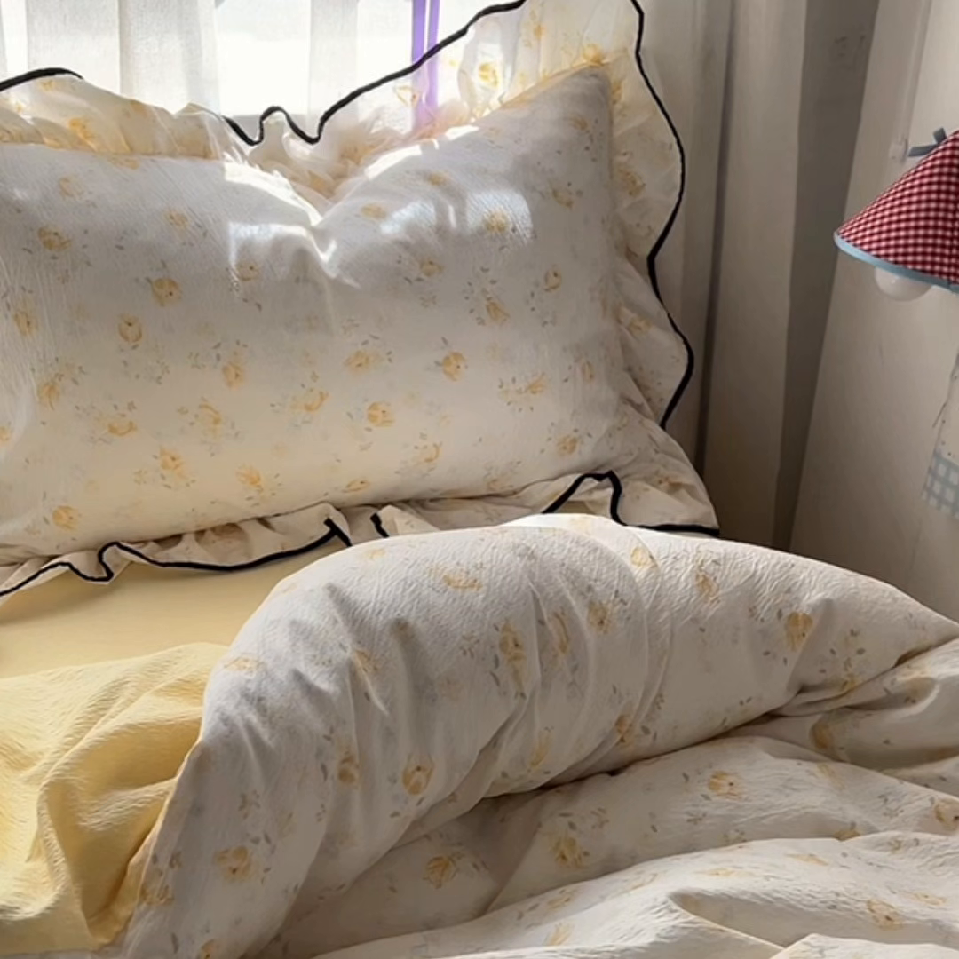 91家纺网 家纺一手货源 找家纺 睡美美家纺 2026新款皱皱纱肤感花边四件套 莹光