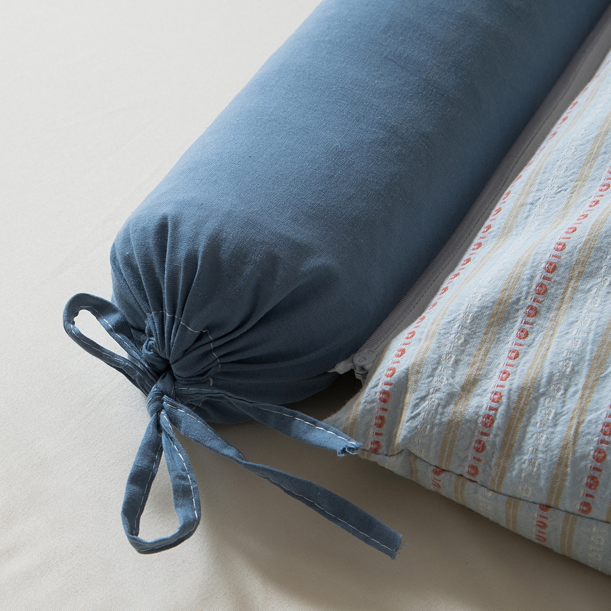 91家纺网 家纺一手货源 找家纺 莉迪娅 2026新款全棉立体条纹荞麦枕枕头枕芯 条纹蓝