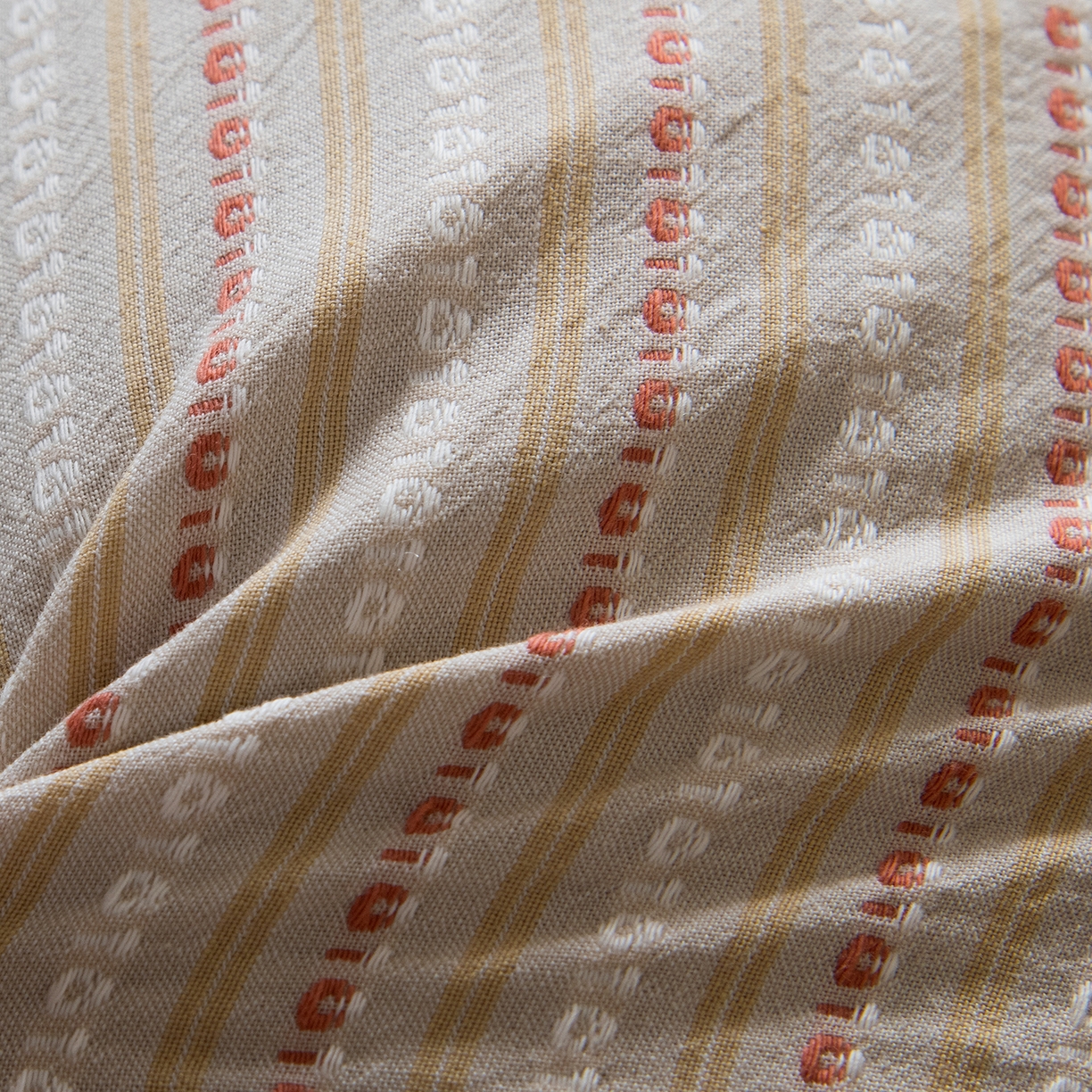 91家纺网 家纺一手货源 找家纺 莉迪娅 2026新款全棉立体条纹荞麦枕枕头枕芯 条纹粉