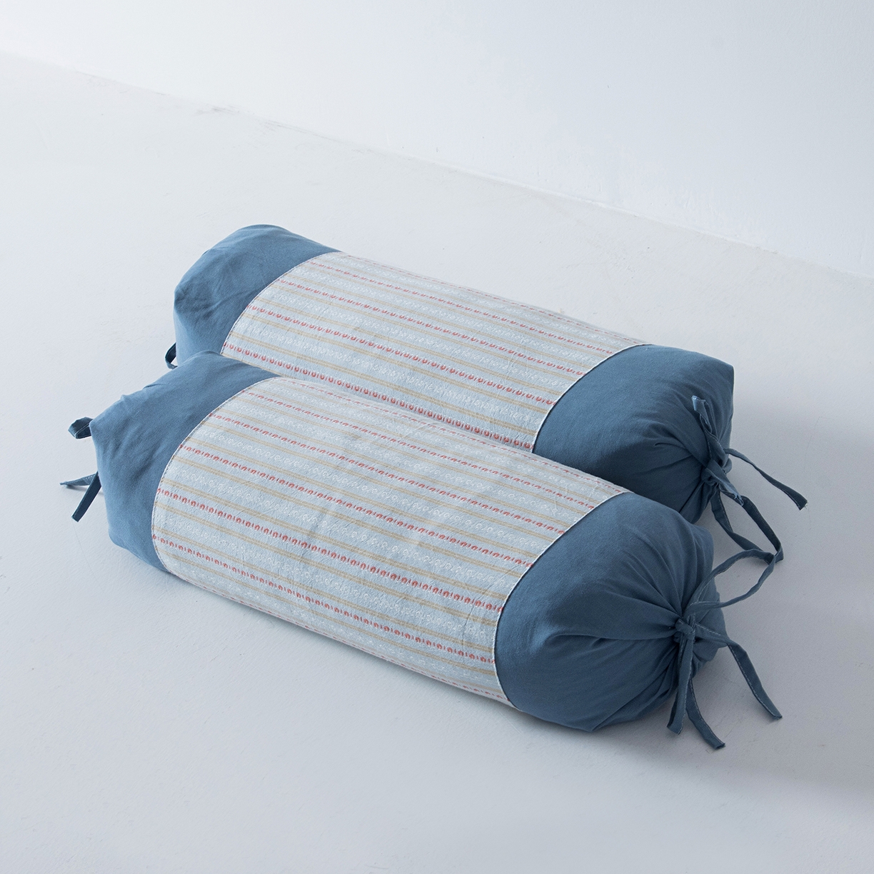 莉迪娅 2026新款全棉立体条纹荞麦糖果枕枕头枕芯 糖果枕-蓝