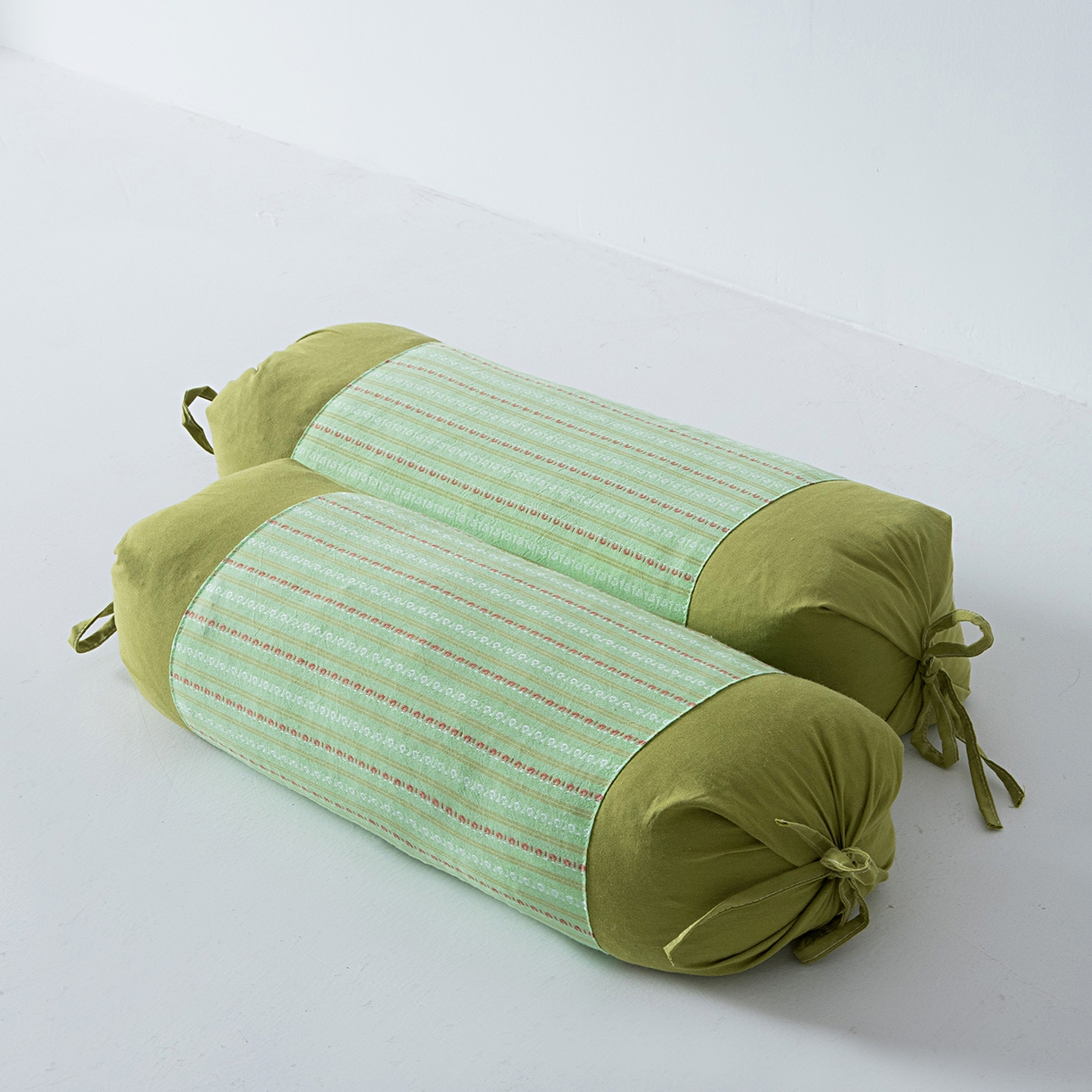 莉迪娅 2026新款全棉立体条纹荞麦糖果枕枕头枕芯 糖果枕-果绿