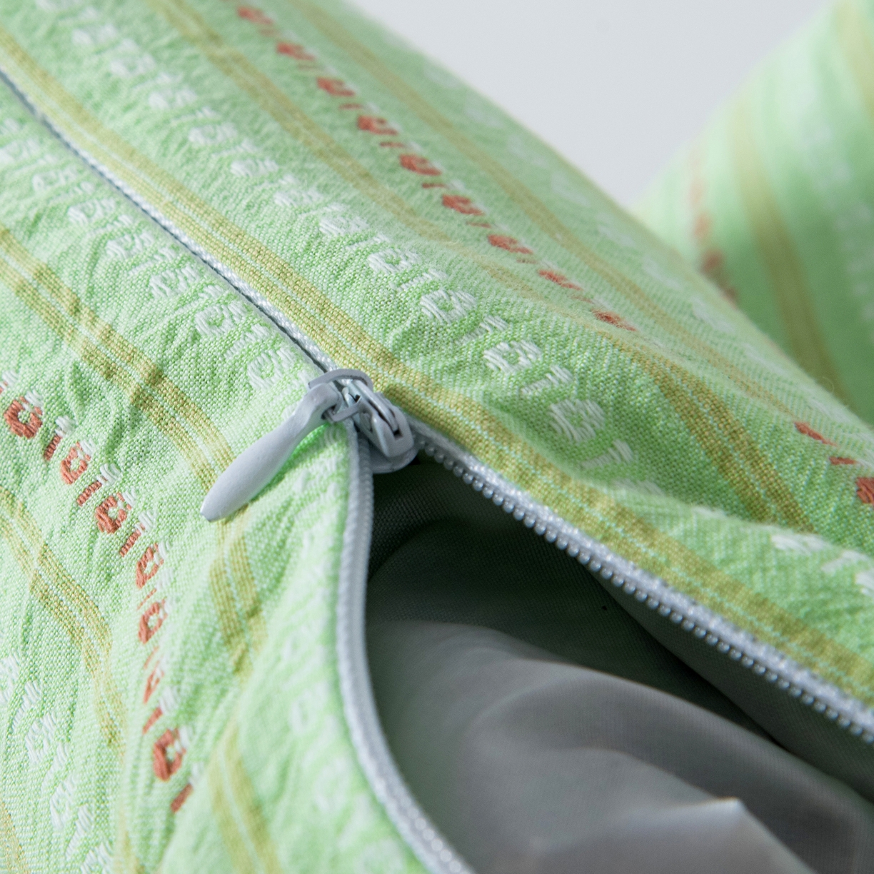 91家纺网 家纺一手货源 找家纺 莉迪娅 2026新款三角牵引组合荞麦枕枕头枕芯 三角枕-绿