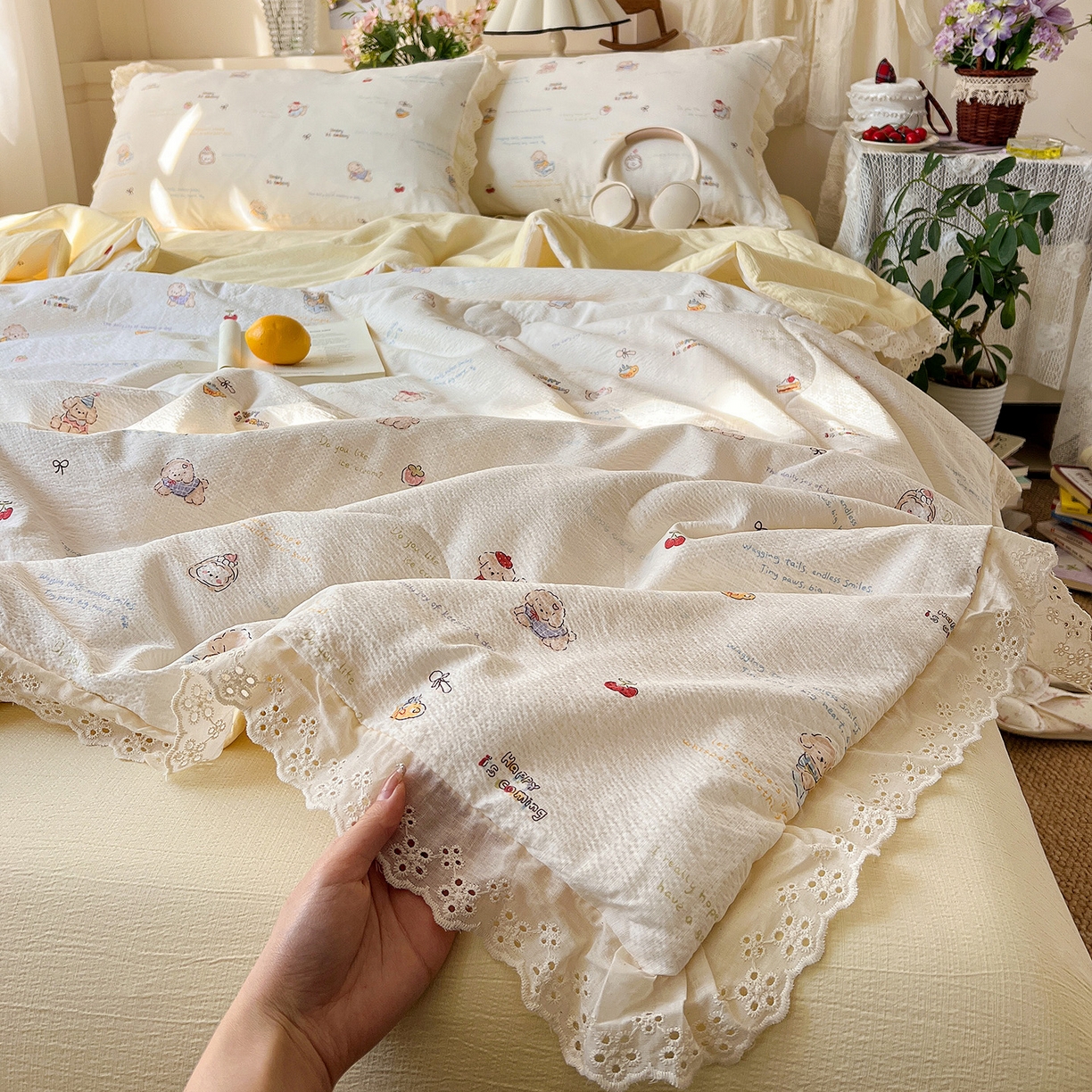 91家纺网 家纺一手货源 找家纺 瑞禾家纺 2026新款彩色花边木棉皱皱纱夏被四件套 阿吉豆