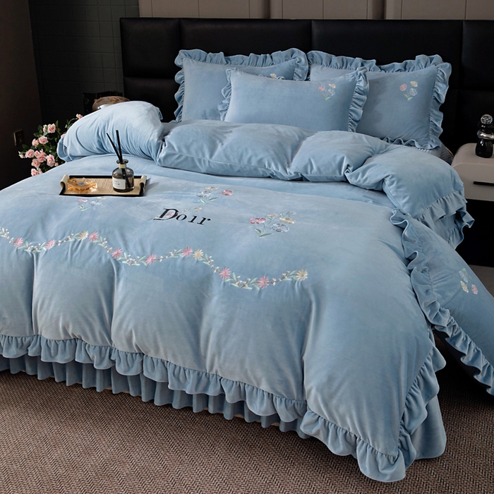 莉迪娅 2026新款宝宝绒绣花床盖四件套婴儿绒纯色牛奶绒-Do系列 Do-天蓝