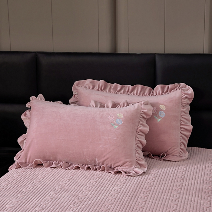 91家纺网 家纺一手货源 找家纺 莉迪娅 2026新款宝宝绒绣花床盖四件套婴儿绒纯色牛奶绒-Do系列 Do-豆沙