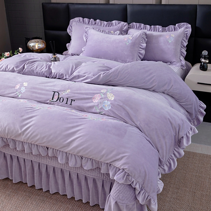 91家纺网 家纺一手货源 找家纺 莉迪娅 2026新款宝宝绒绣花床盖四件套婴儿绒纯色牛奶绒-Do系列 Do-香芋紫