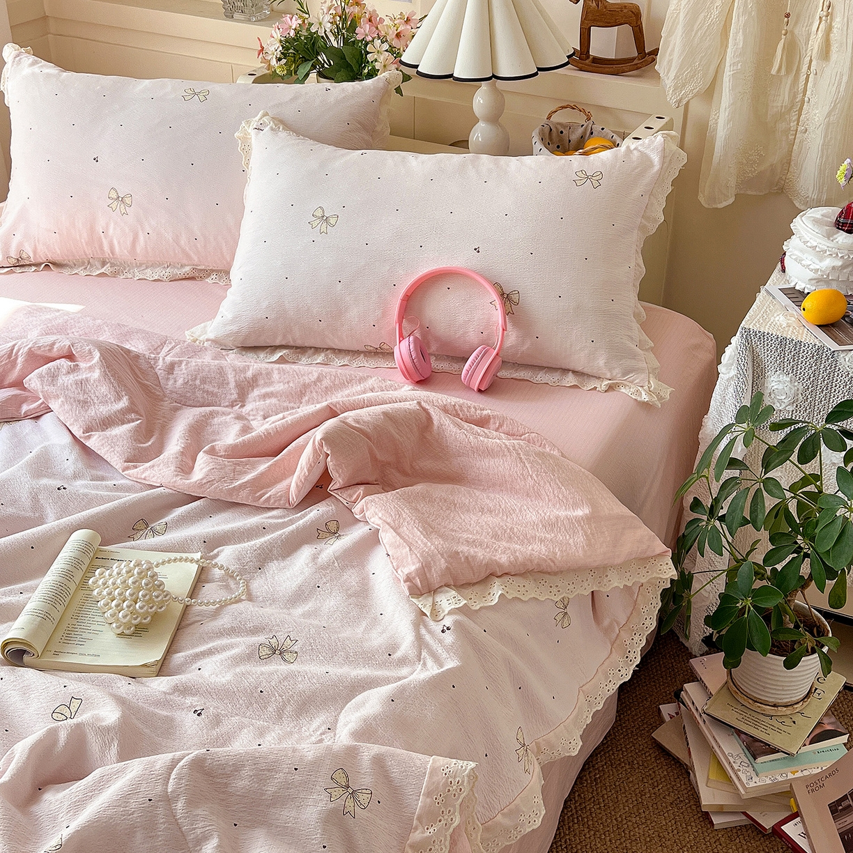 91家纺网 家纺一手货源 找家纺 瑞禾家纺 2026新款彩色花边木棉皱皱纱夏被四件套 初心粉