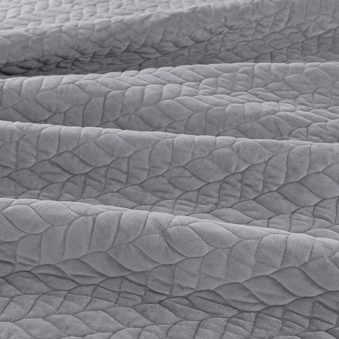 91家纺网 家纺一手货源 找家纺 莉迪娅 2026新款立体雕花牛奶绒床盖四件套-轻奢花语 轻奢花语-深灰