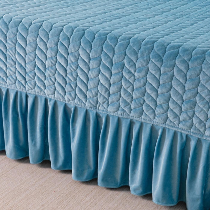 91家纺网 家纺一手货源 找家纺 莉迪娅 2026新款立体雕花牛奶绒床盖四件套-轻奢花语 轻奢花语-蓝色