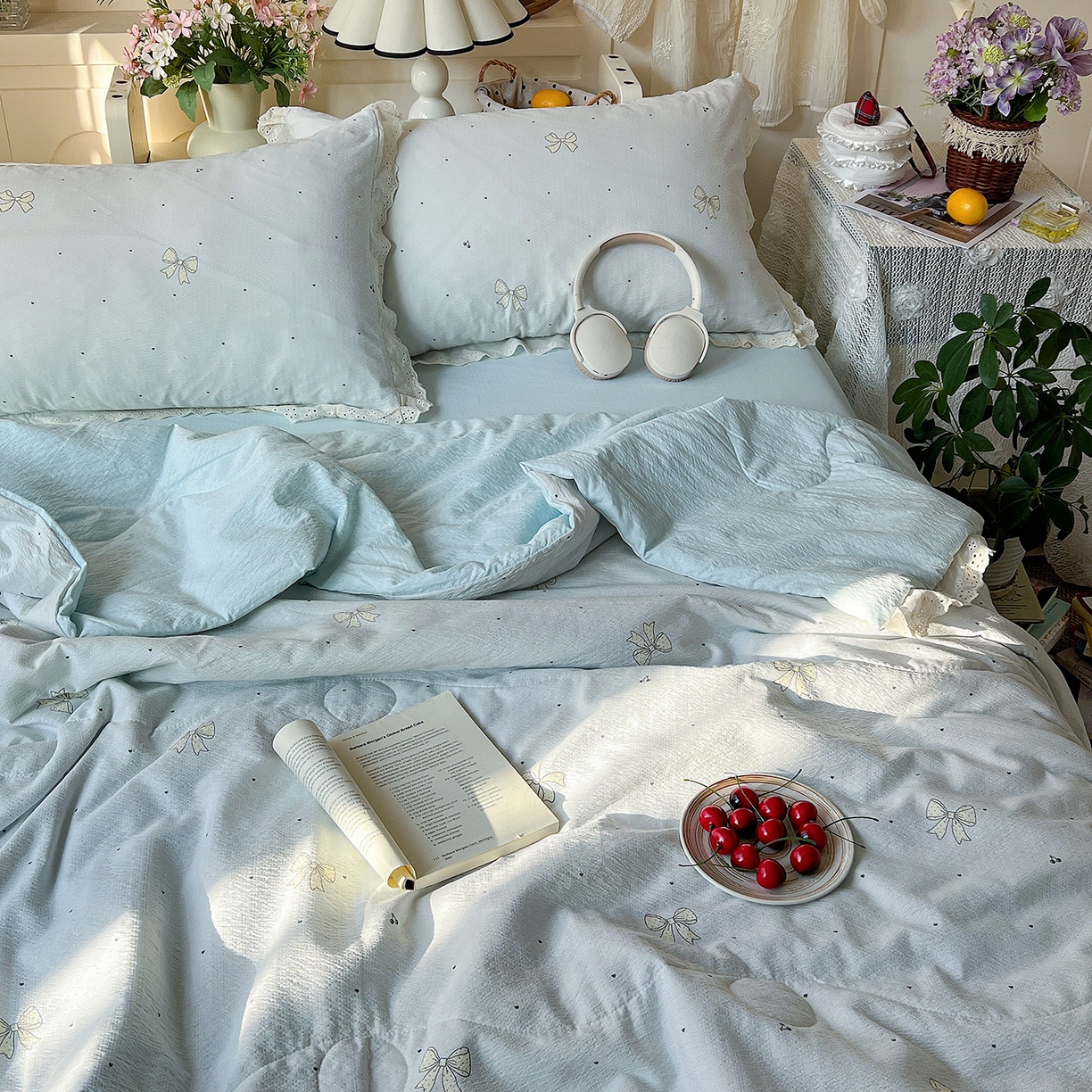 91家纺网 家纺一手货源 找家纺 瑞禾家纺 2026新款彩色花边木棉皱皱纱夏被四件套 初心蓝