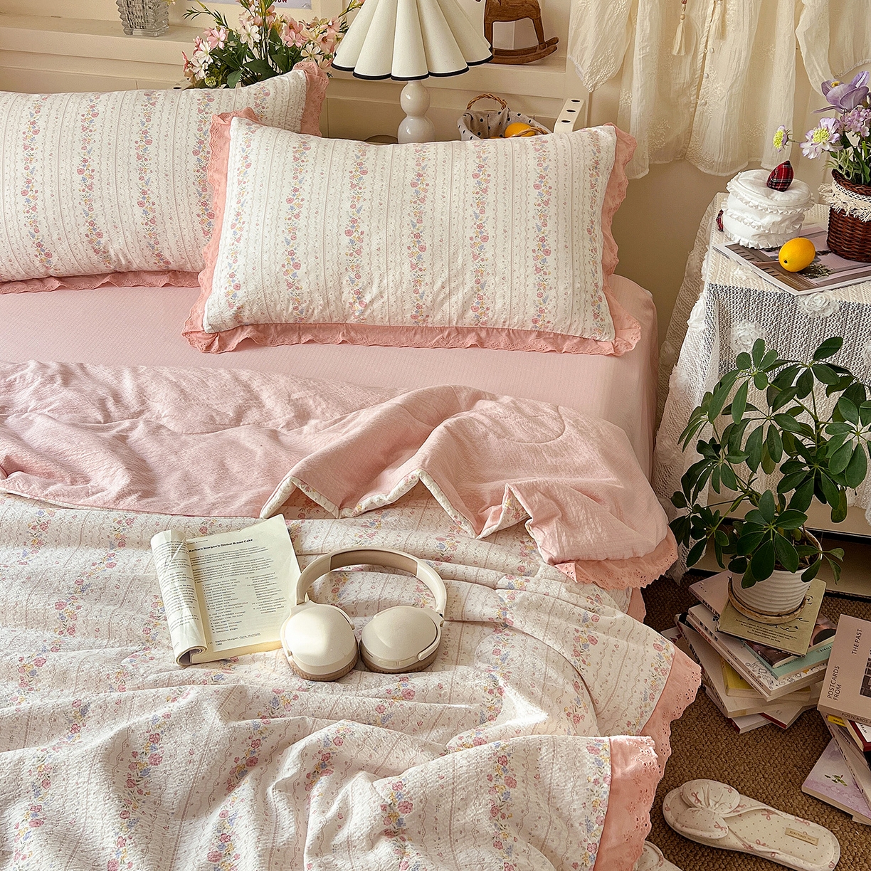 91家纺网 家纺一手货源 找家纺 瑞禾家纺 2026新款彩色花边木棉皱皱纱夏被四件套 扶摇