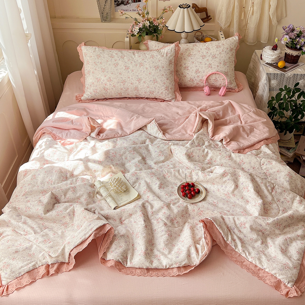 91家纺网 家纺一手货源 找家纺 瑞禾家纺 2026新款彩色花边木棉皱皱纱夏被四件套 樱花季