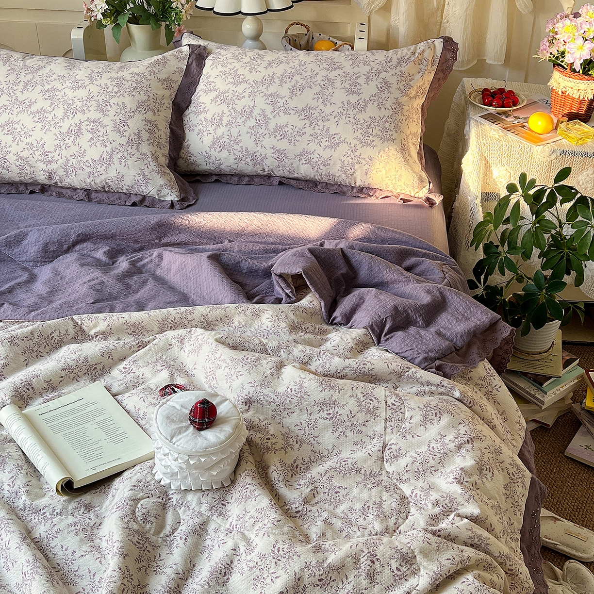 91家纺网 家纺一手货源 找家纺 瑞禾家纺 2026新款彩色花边木棉皱皱纱夏被四件套 紫烟