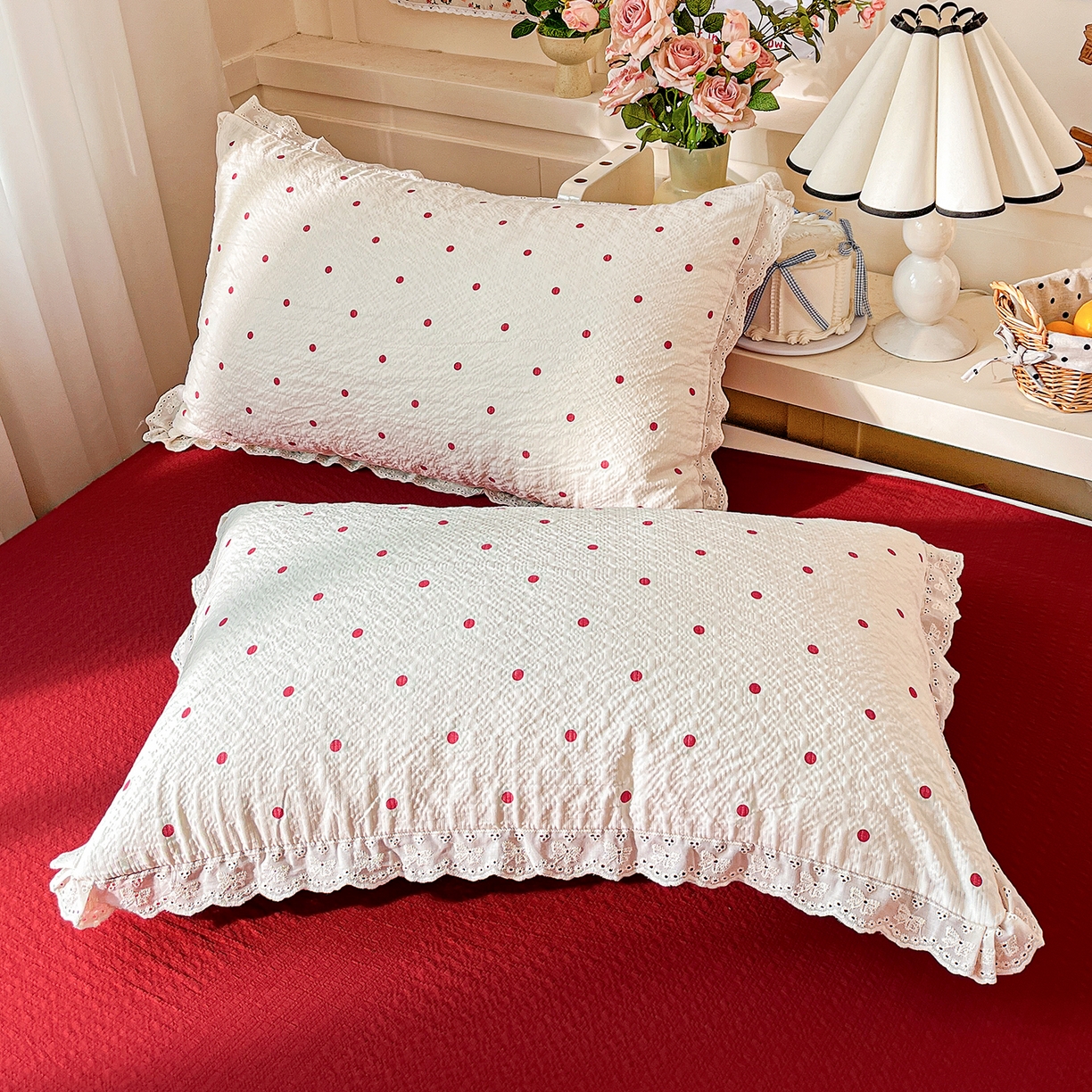 91家纺网 家纺一手货源 找家纺 瑞禾家纺 2026新款泡芙纱花边四件套 红啵啵