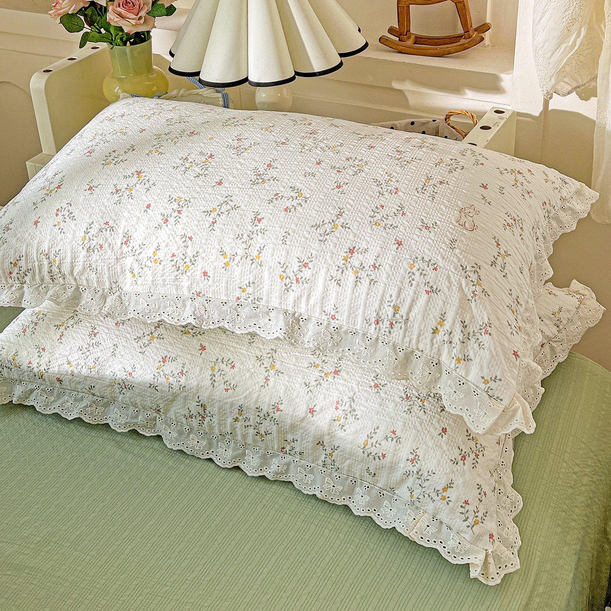 91家纺网 家纺一手货源 找家纺 瑞禾家纺 2026新款泡芙纱花边四件套 花与兔