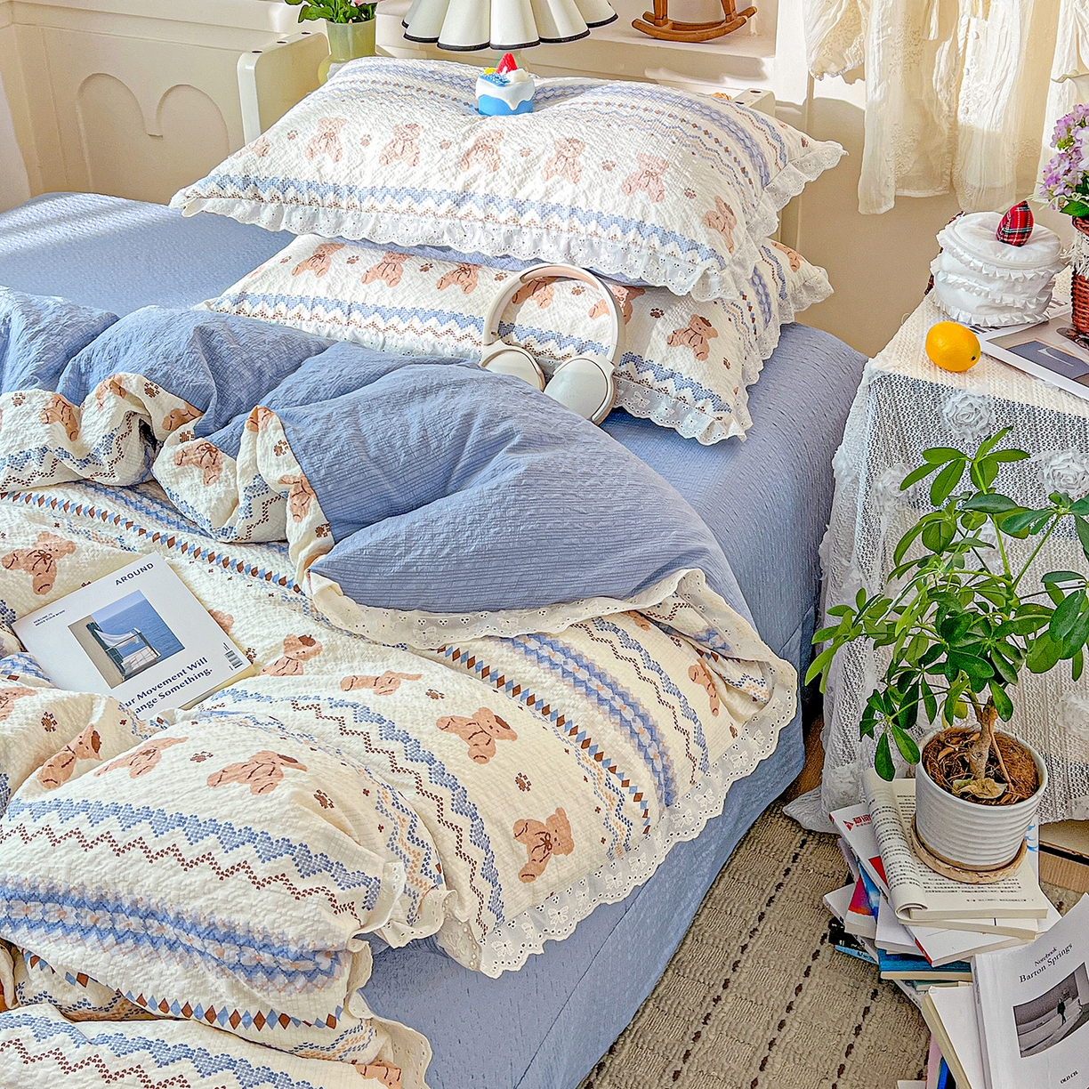 91家纺网 家纺一手货源 找家纺 瑞禾家纺 2026新款泡芙纱花边四件套 萌趣小熊