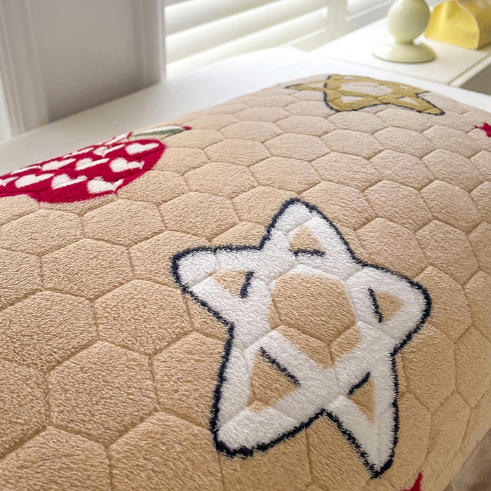 91家纺网 家纺一手货源 找家纺 莉迪娅 2026新款法兰绒花边枕套牛奶绒枕套韩版枕套 看星星