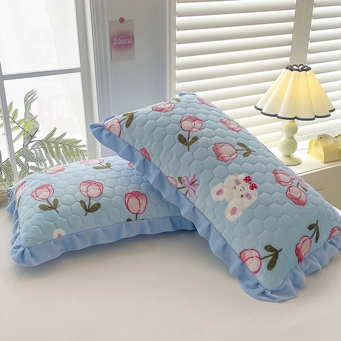 91家纺网 家纺一手货源 找家纺 莉迪娅 2026新款法兰绒花边枕套牛奶绒枕套韩版枕套 郁金香