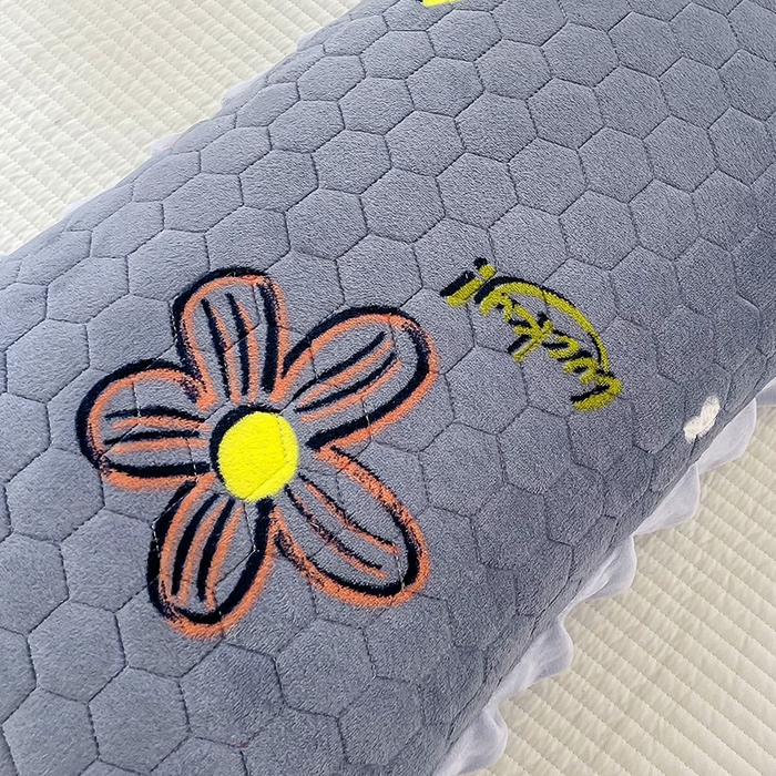 91家纺网 家纺一手货源 找家纺 莉迪娅 2026新款法兰绒花边枕套牛奶绒枕套韩版枕套 爱意浓