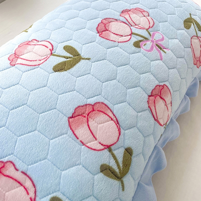 91家纺网 家纺一手货源 找家纺 莉迪娅 2026新款法兰绒花边枕套牛奶绒枕套韩版枕套 郁金香