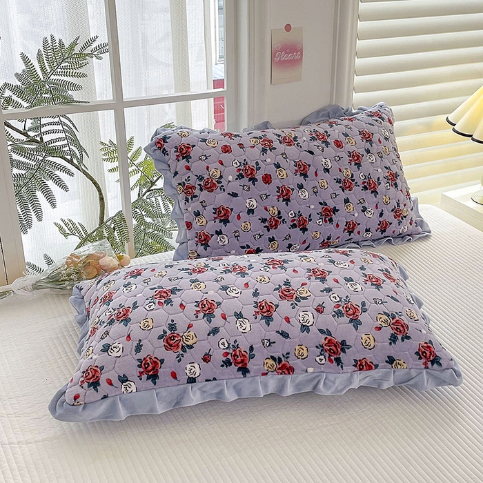 91家纺网 家纺一手货源 找家纺 莉迪娅 2026新款法兰绒花边枕套牛奶绒枕套韩版枕套 玫瑰园