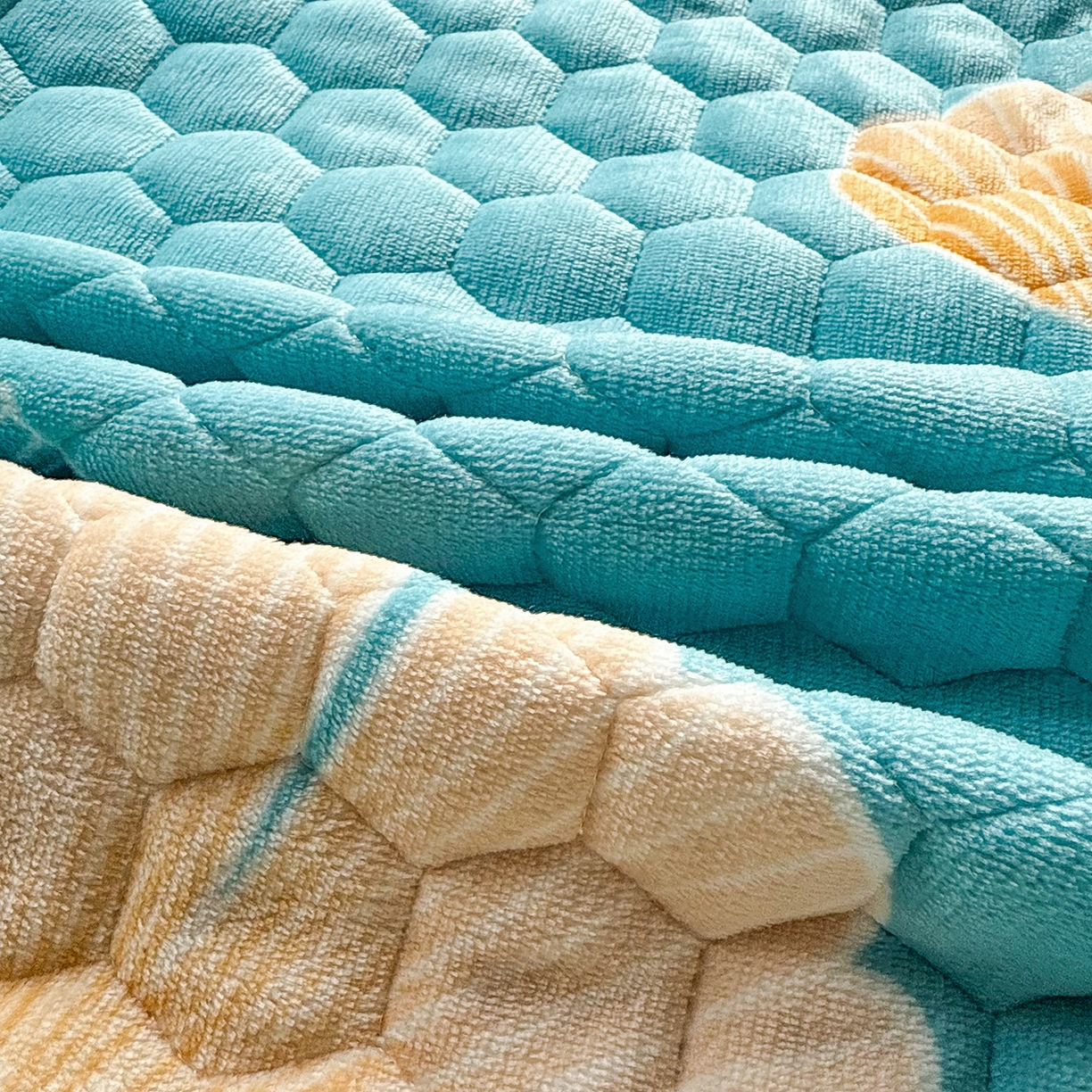 91家纺网 家纺一手货源 找家纺 莉迪娅 2026新款法兰绒花边枕套牛奶绒枕套韩版枕套 银杏叶