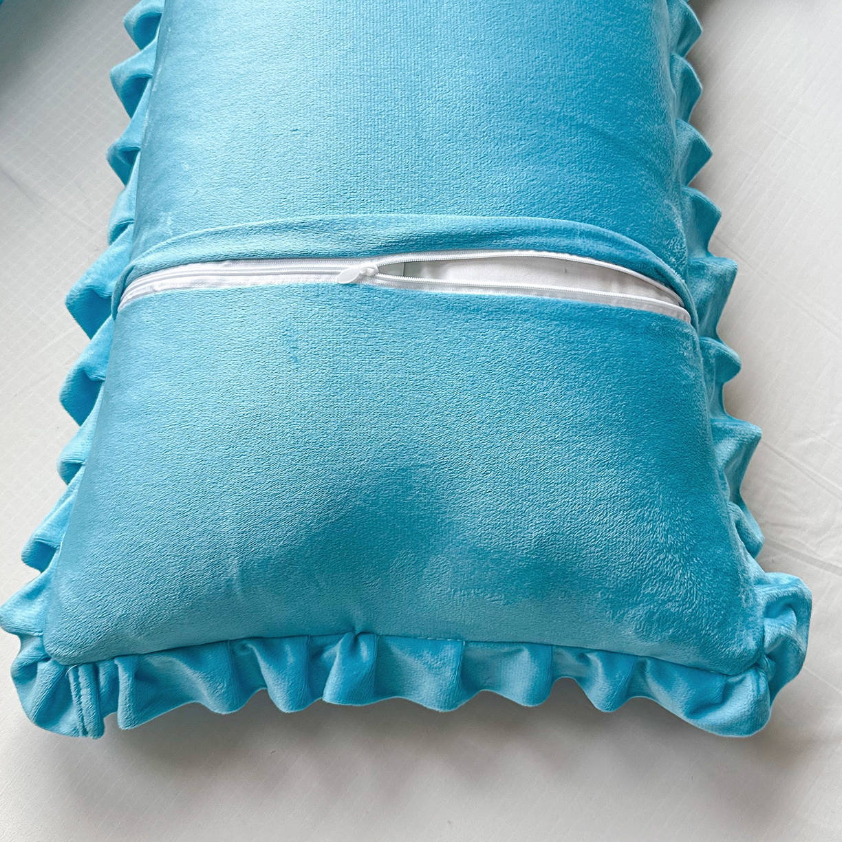 91家纺网 家纺一手货源 找家纺 莉迪娅 2026新款法兰绒花边枕套牛奶绒枕套韩版枕套 银杏叶