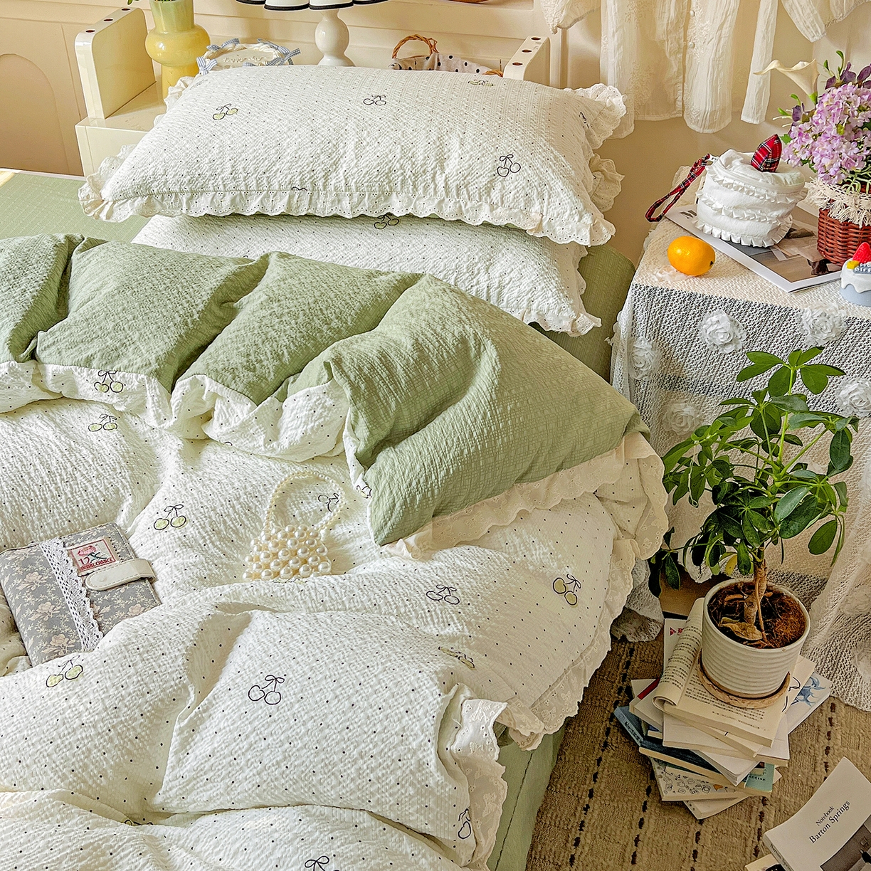 91家纺网 家纺一手货源 找家纺 瑞禾家纺 2026新款泡芙纱花边四件套 青梅酱