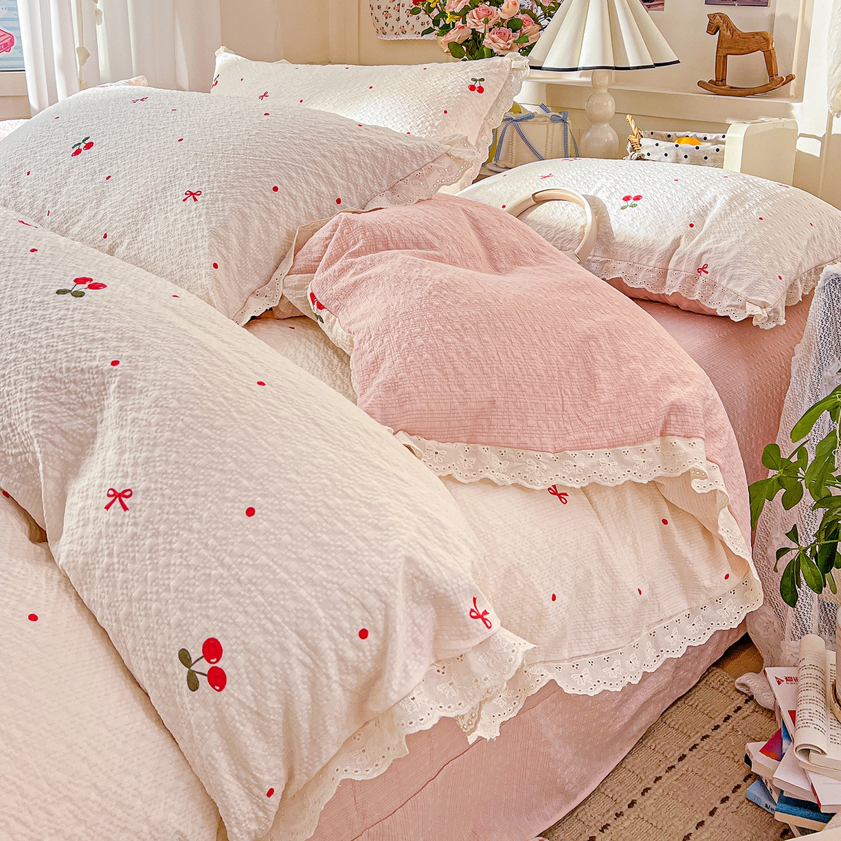 瑞禾家纺 2026新款泡芙纱花边四件套 樱桃布丁