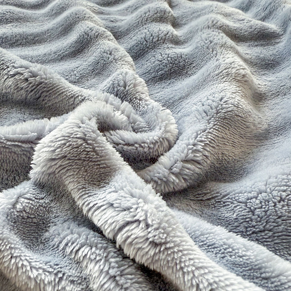 91家纺网 家纺一手货源 找家纺 莉迪娅 2026新款高克重牛奶绒纯色枕套 湖兰