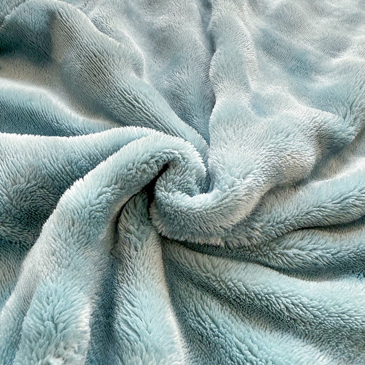 91家纺网 家纺一手货源 找家纺 莉迪娅 2026新款高克重牛奶绒纯色枕套 兰灰