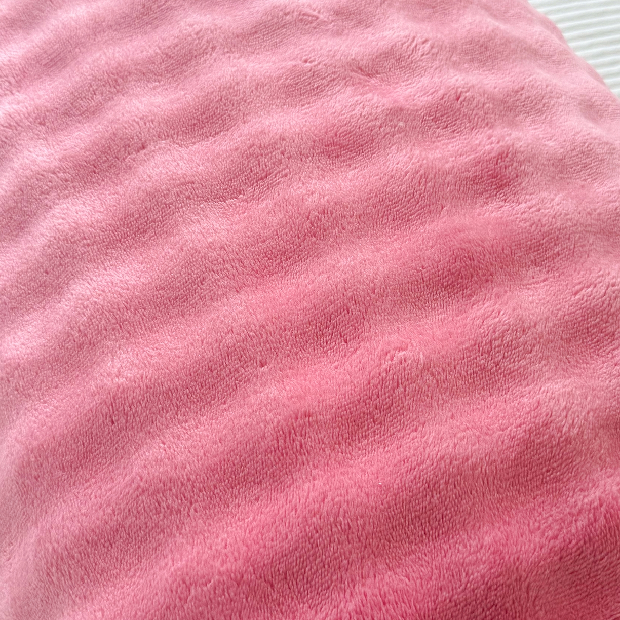 91家纺网 家纺一手货源 找家纺 莉迪娅 2026新款高克重牛奶绒纯色枕套 梅红