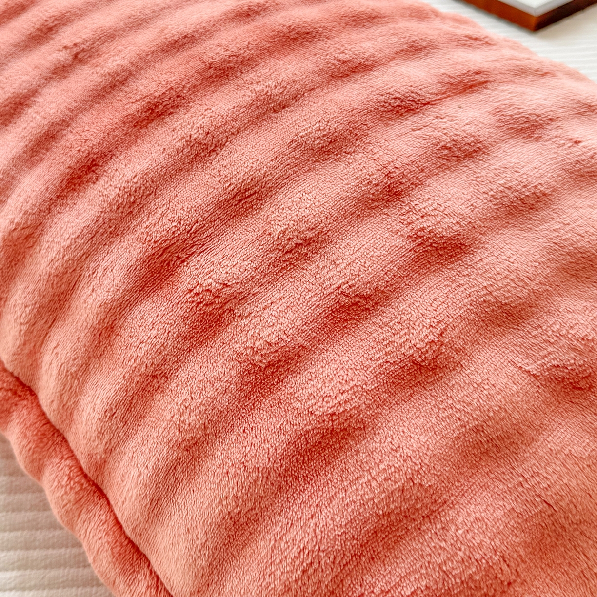 91家纺网 家纺一手货源 找家纺 莉迪娅 2026新款高克重牛奶绒纯色枕套 浅橘