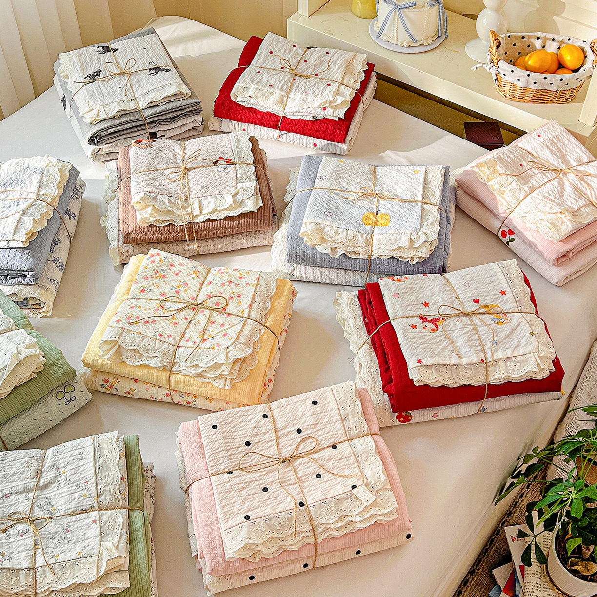 91家纺网 家纺一手货源 找家纺 瑞禾家纺 2026新款泡芙纱花边四件套 组合图