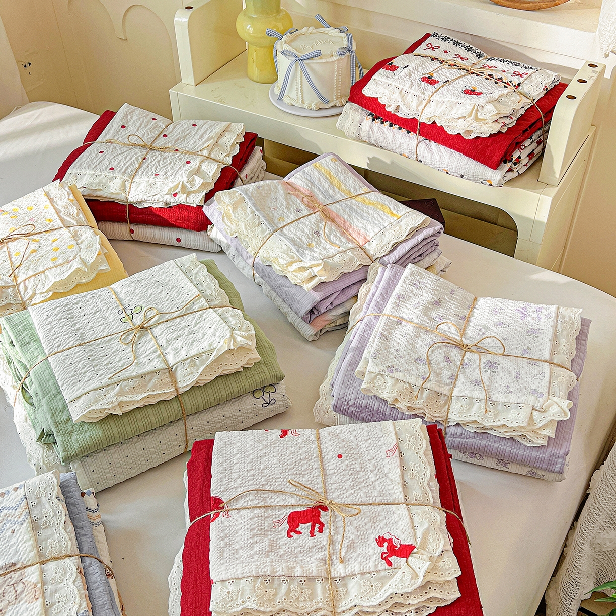 91家纺网 家纺一手货源 找家纺 瑞禾家纺 2026新款泡芙纱花边四件套 组合图