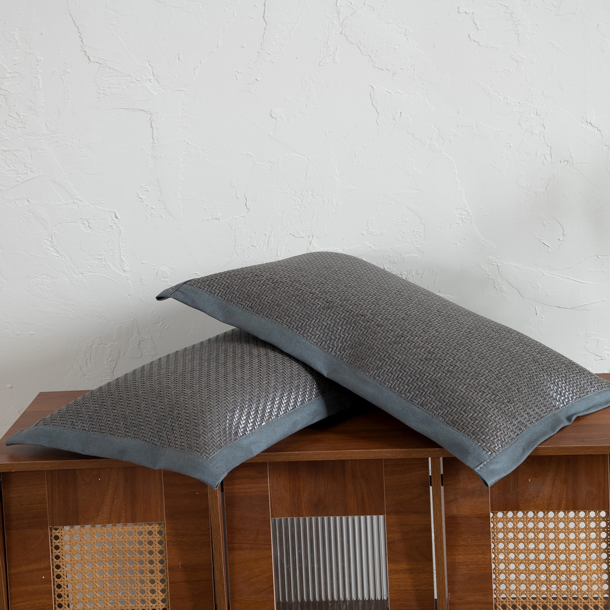 91家纺网 家纺一手货源 找家纺 莉迪娅 2026新款PE冷感夏凉荞麦枕枕头枕芯 pe方角枕灰