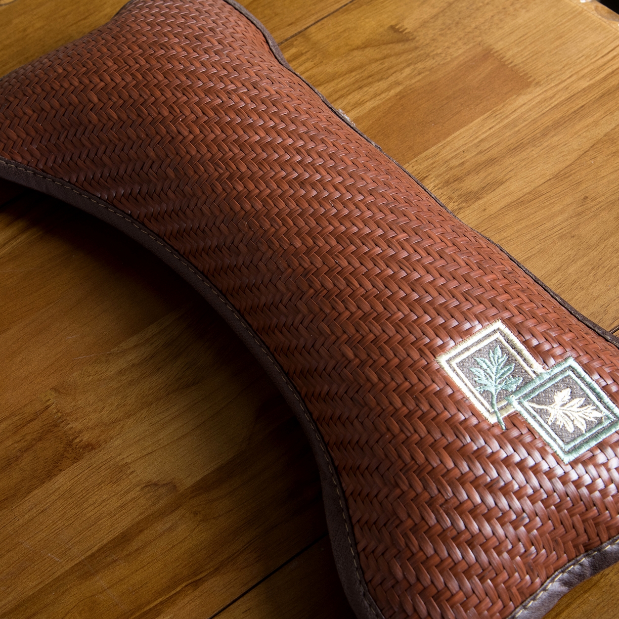 91家纺网 家纺一手货源 找家纺 莉迪娅 2026新款pe高分子凉感荞麦枕枕头枕芯 pe枫叶颈椎枕咖