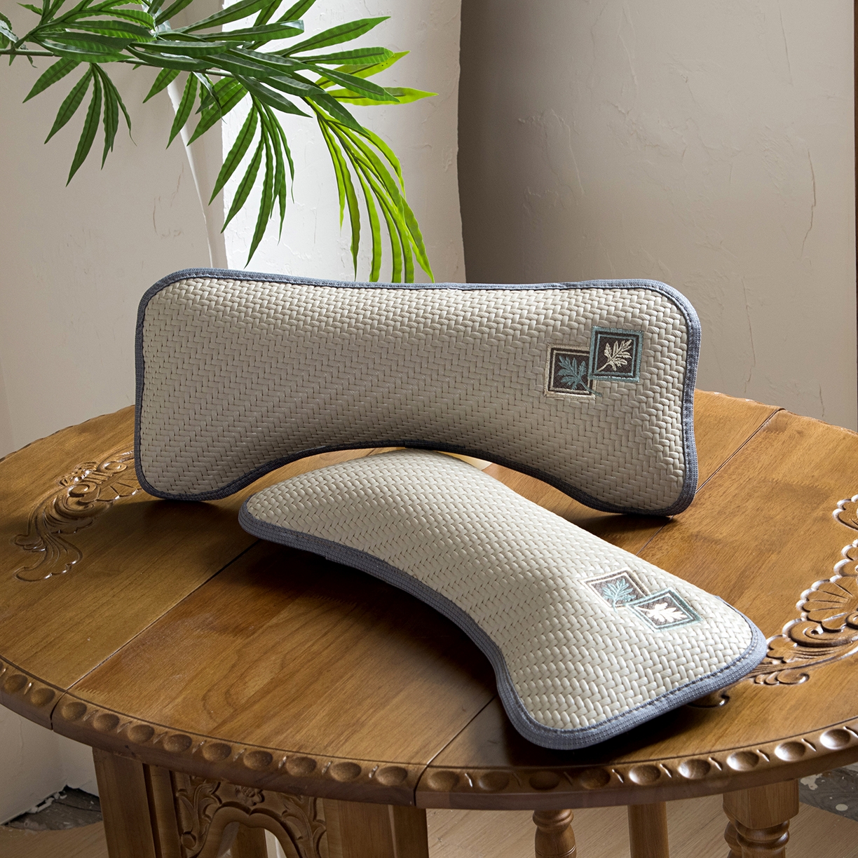 91家纺网 家纺一手货源 找家纺 莉迪娅 2026新款pe高分子凉感荞麦枕枕头枕芯 pe枫叶颈椎枕黄