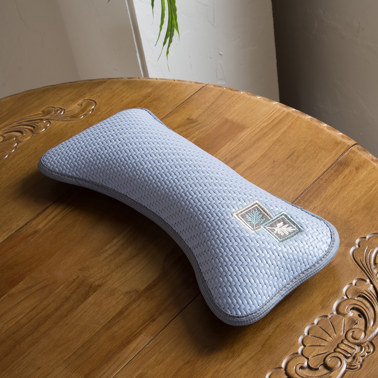 91家纺网 家纺一手货源 找家纺 莉迪娅 2026新款pe高分子凉感荞麦枕枕头枕芯 pe枫叶颈椎枕蓝