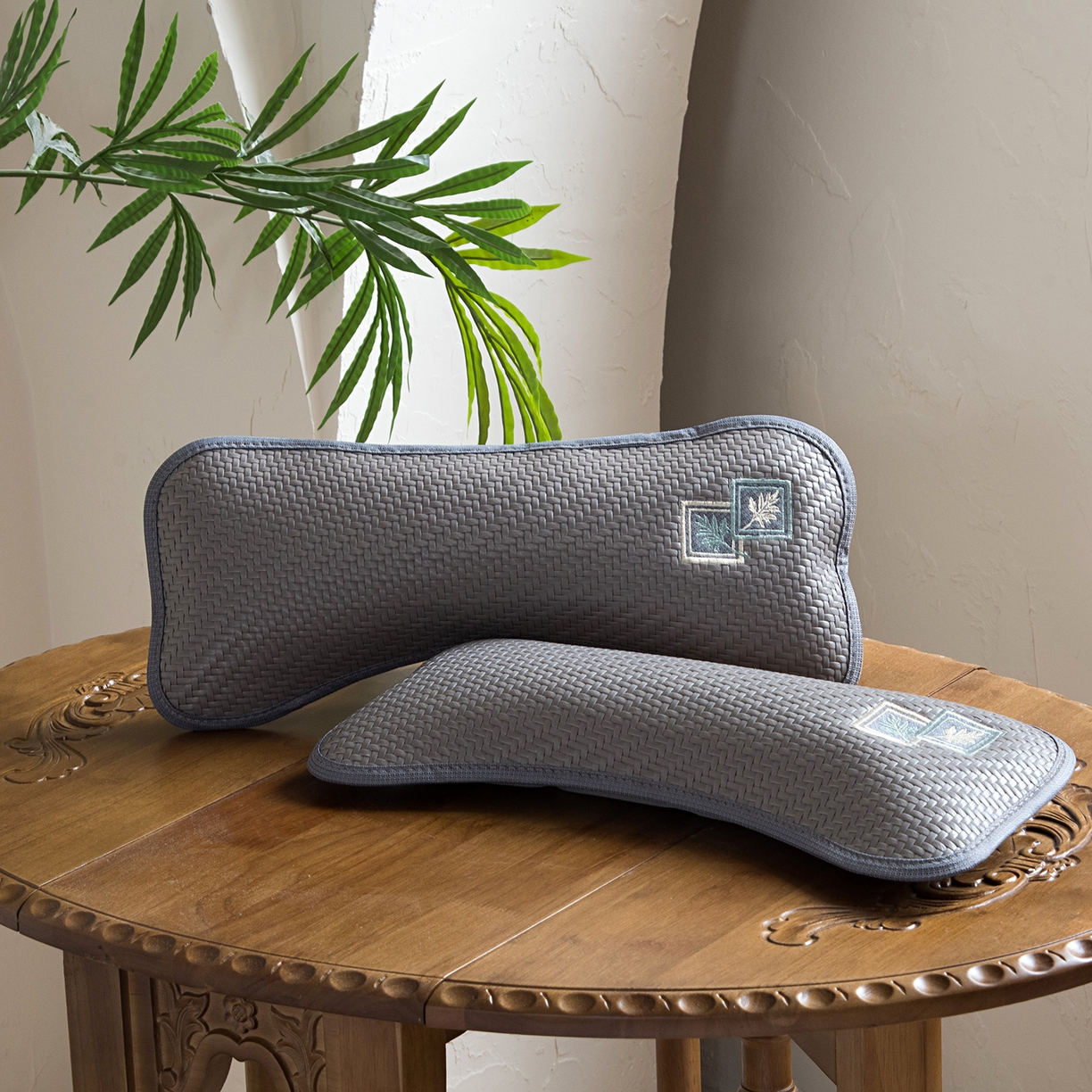 91家纺网 家纺一手货源 找家纺 莉迪娅 2026新款pe高分子凉感荞麦枕枕头枕芯 pe枫叶颈椎枕灰