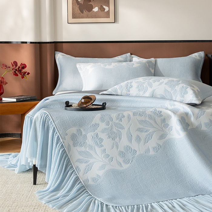 91家纺网 家纺一手货源 找家纺 金绣美居 2026新款PE高分子复合凉感席双面提床裙款凉席三件套-忆江南 忆江南-水蓝