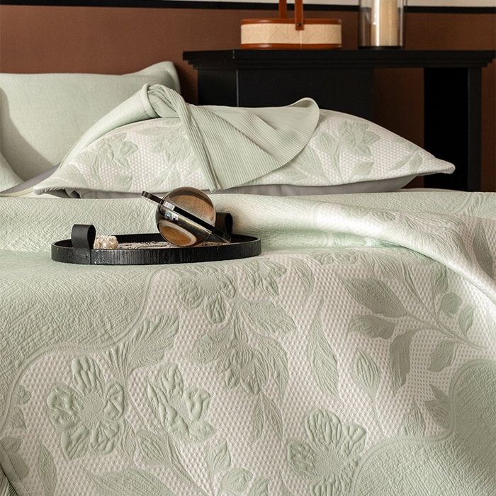 91家纺网 家纺一手货源 找家纺 金绣美居 2026新款PE高分子复合凉感席双面提床裙款凉席三件套-忆江南 忆江南-浅绿